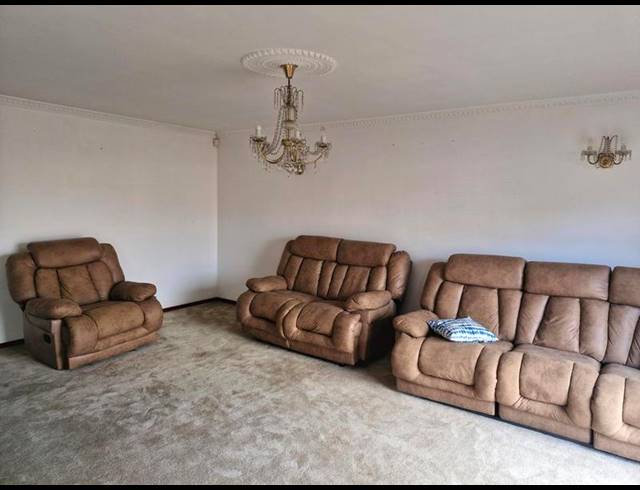6 BEDROOM HOUSE FOR SALE IN CRAVENBY